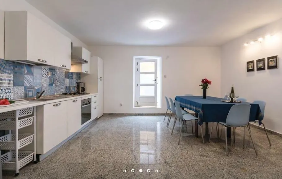 House Hermes Pavicini Tatil Evi